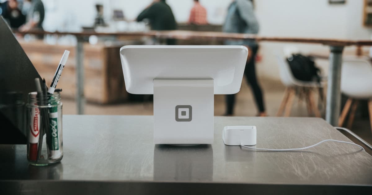 Netcarat Launches Free Engraving Service for Personalized Diamond-Studded Gold Rings