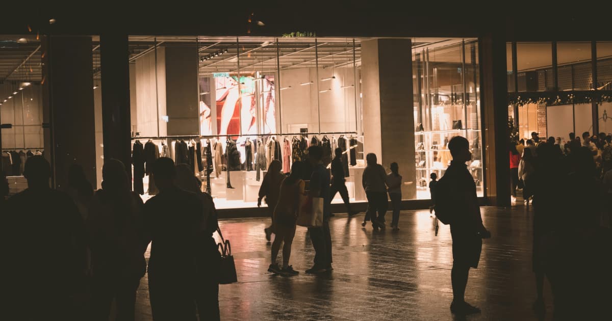 Omega Constellation Perpetual Calendar: A 1990s Timepiece Demonstrating Enduring Value